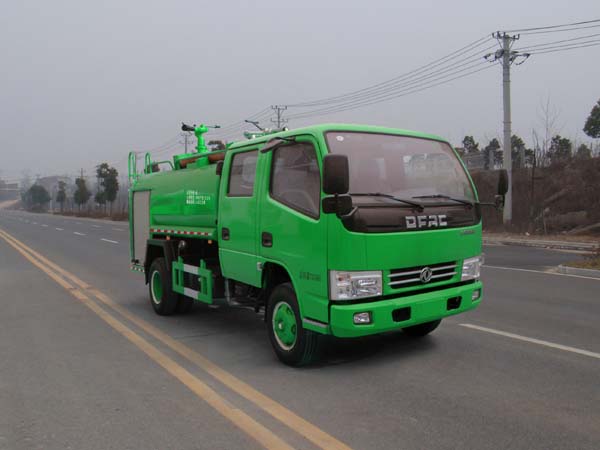 東風3.5噸消防灑水車